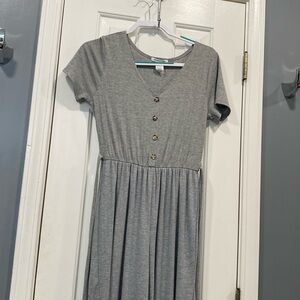 Caution to the Wind Gray Jumpsuit‎ Size Large